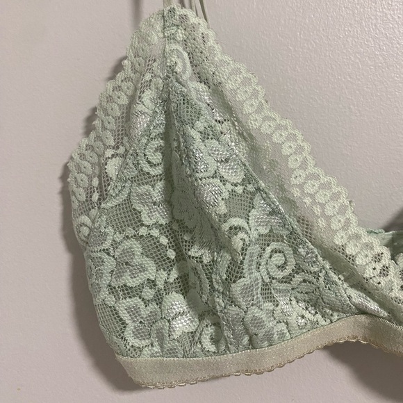 Aritzia Bralette - Picture 4 of 5